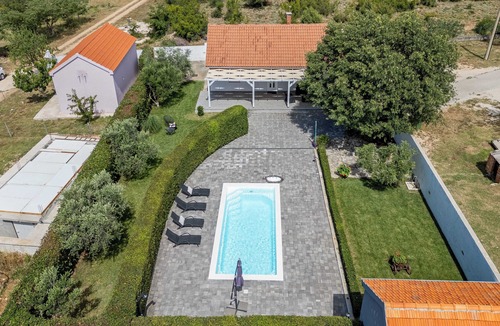 Skabrnja Villa | Cozy villa Andu with private pool, ECO garden, pet friendly