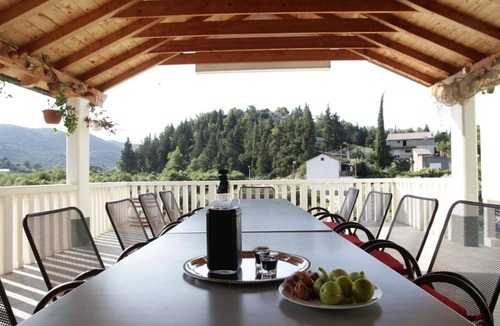Peracko Blato Villa | Cozy villa in Ploce with shared pool
