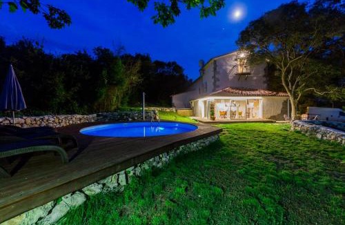 Ripenda Verbanci Villa | Cozy villa Nevia with private pool in Labin near Rabac