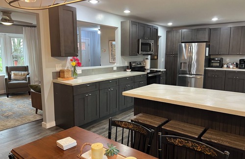 Cedar Mountain House | Cozy Virginia Getaway! 1 dog welcome, and 1 month minimum stay required