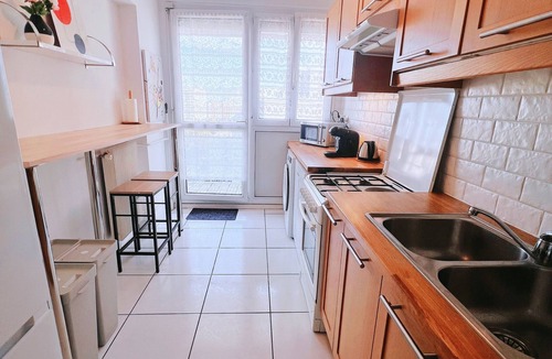 Vitry-sur-Seine Apartment | Cozy Vitry Centre, 3 rooms between Paris & Orly