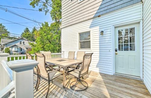Delmar Apartment | Cozy + Walkable Delmar Getaway w/Fire Pit!