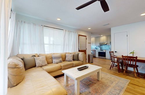 Ocean City House | Cozy waterfront cottage, pet friendly with AC, deck and shared dock