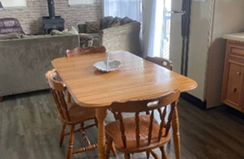 South Bruce Peninsula Cottage | Cozy Waterfront Cottage on Desirable Lake - 15min Drive to Sauble Beach