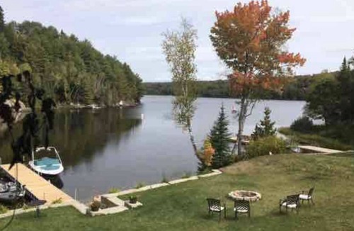 McMurrich/Monteith Cottage | Cozy Waterfront Cottage on Big Doe Lake