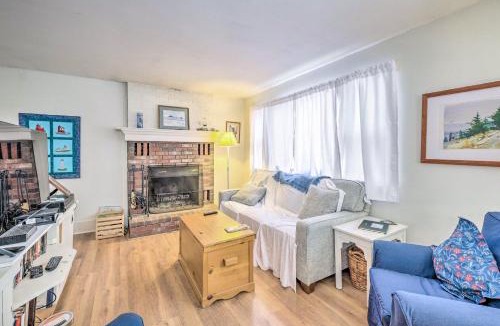 Westport House | Cozy Waterfront Cottage on Montsweag Bay!