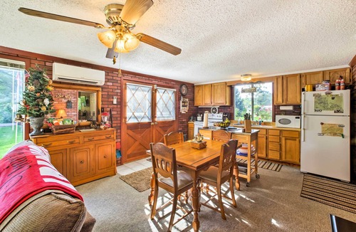 Cotter Cottage | Cozy Waterfront Cottage w/Deck on White River!