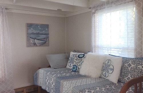 Olcott Cottage | Cozy Waterfront Cottage with Private Dock and Lake Access