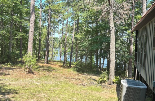 Jasper Cabin | Cozy waterfront house in quiet neighborhood!