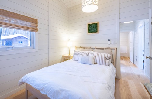 Lake of Bays Cabin | Cozy Waterfront Muskoka Cabin