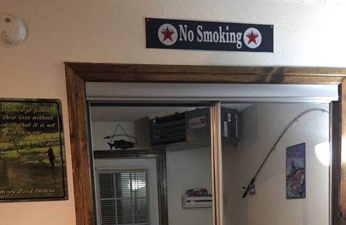 Mammoth Spring Cabin | Cozy weekend get-a-way cabin within walking distance from State park.