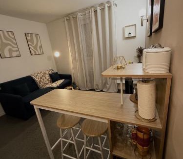 Arras Apartment | Cozy Wellington-Studio near Arras station and center