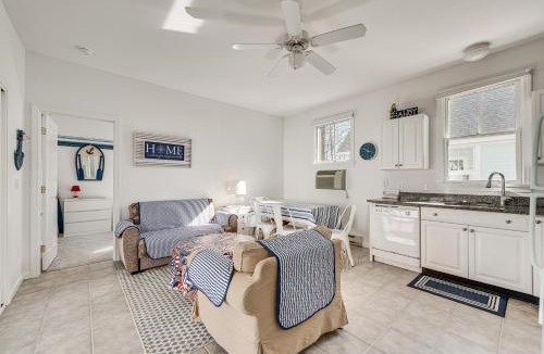 Wells House | Cozy Wells Cottage w/Pool Access: 1 Mi to Beach!