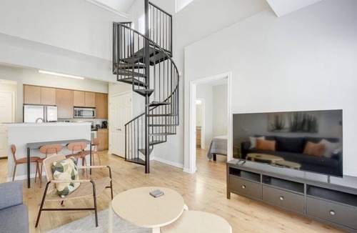 West Campus Condo | Cozy West Campus Condo with City Views in Heart of Austin
