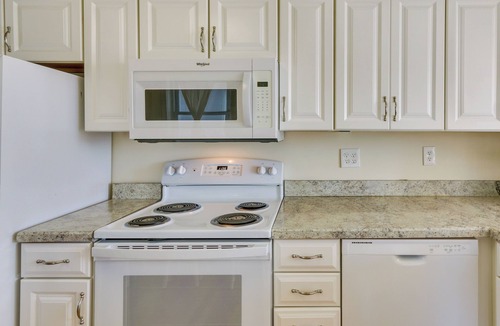 Westbrook Center House | Cozy Westbrook Vacation Rental - Walk to Beach!