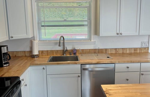 New Fairfield House | Cozy Westchester Retreat Extended Stay