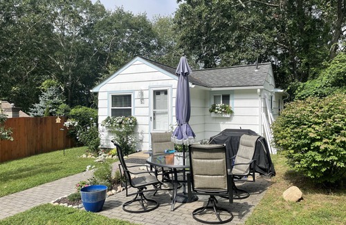 Westerly House | Cozy Westerly Cottage