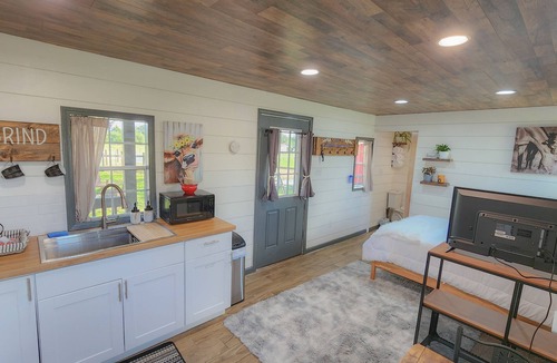 Moulton Cabin | Cozy Wildflower Cabin on a True Texas Ranch!