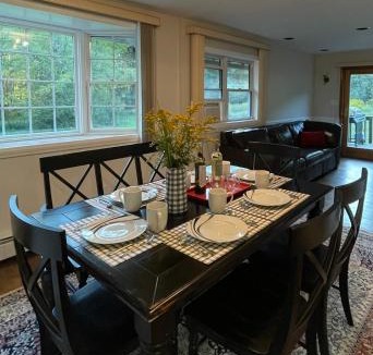 Livingston Manor House | Cozy Winter Chalet on 5 Acres - Fire Pit & Views