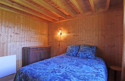 Chaumont Cottage | Cozy wooden chalet in the forest, perfect for couples