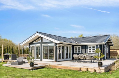 Idestrup House | Cozy wooden cottage with a great terrace