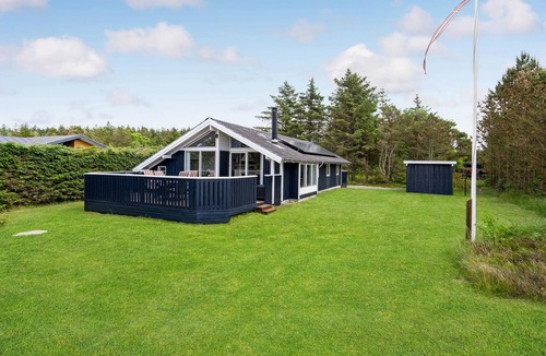 Trend House | Cozy wooden house located directly on the Limfjord.
