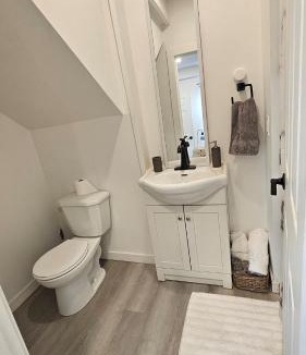 Winnipeg Apartment | Cozy WPG Home