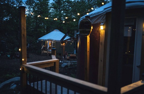 Sainte-Agathe-des-Monts House | Cozy Yurt in the Woods