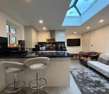 Lacey Green House | CozyNest 2BR Modern Property with Parking