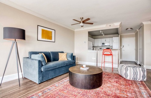 Old Louisville Apartment | CozySuites 800 Tower 1BR w/gym! 02