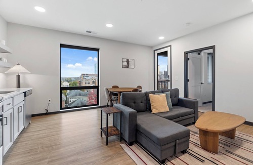 Lockerbie Square Apartment | CozySuites at Block20