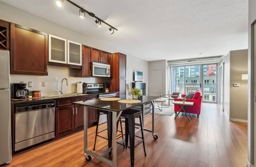 Mill District Apartment | CozySuites at Mill District