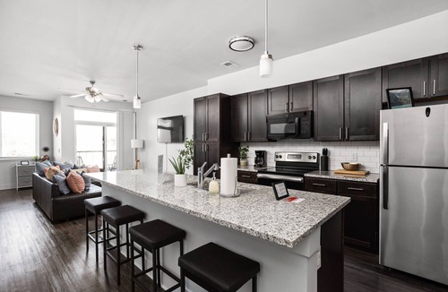 Indianapolis Apartment | CozySuites at Notch