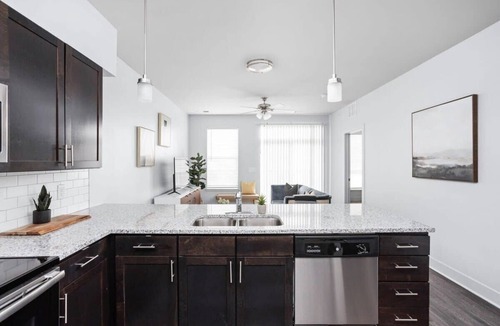 Indianapolis Apartment | CozySuites at Notch