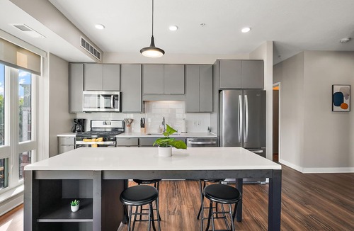 Downtown Minneapolis Apartment | CozySuites Marquee