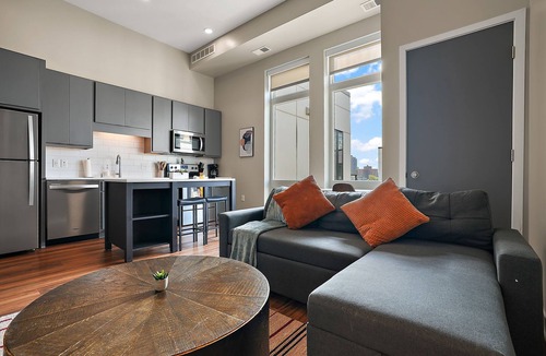 Downtown Minneapolis Apartment | CozySuites Marquee