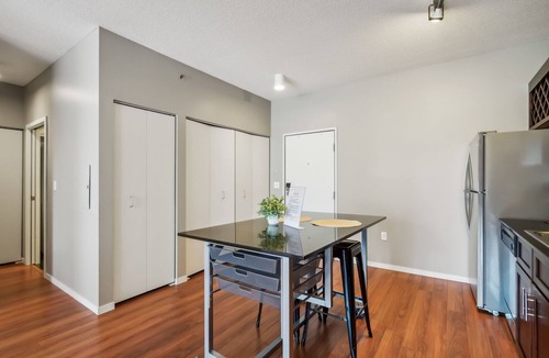 Mill District Apartment | CozySuites Mill District with gym # 10