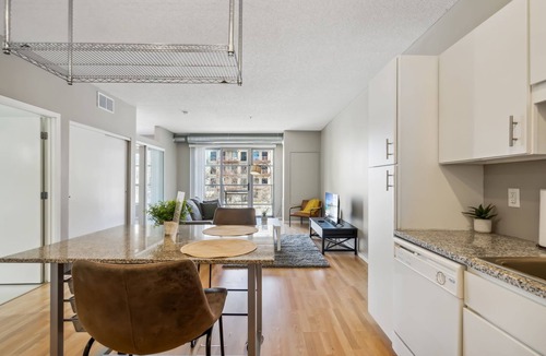 Mill District Apartment | CozySuites Mill District with gym #11