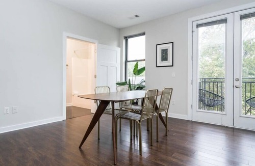 Music Row Apartment | CozySuites Music Row Stunning 2BR in Nashville! 05