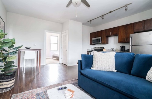 Hillsboro Village Apartment | CozySuites Music Row Elegant 1BR in Nashville! 15