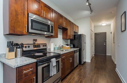 Music Row Apartment | CozySuites MusicRow Astonishing Studio! 53