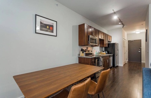 Music Row Apartment | CozySuites MusicRow Astonishing Studio! 53