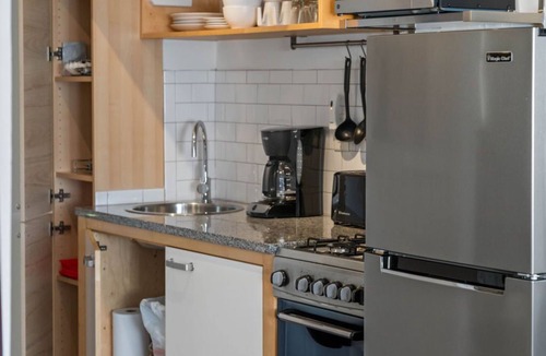 Buckhead Apartment | (CPB) Quiet Studio Perfect for Travel Nurses