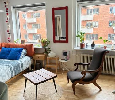 Christianshavn Apartment | Cph Getaway - Central with Balcony I Lakes & Metro