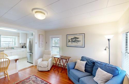 Newport House | Crab Cottage in Nye Beach