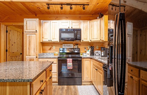 Hendersonville Cabin | Crab Creek Cabin in Hendersonville