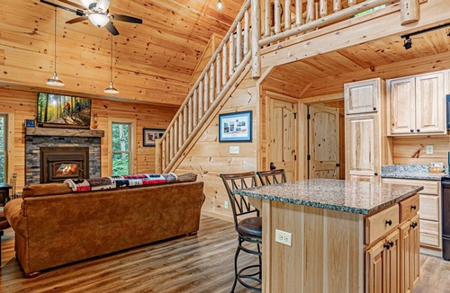 Hendersonville Cabin | Crab Creek Cabin in Hendersonville