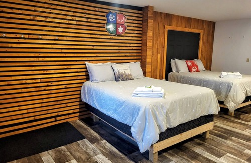 Central Hainesville Hotel | Crabbe Mountain Inn