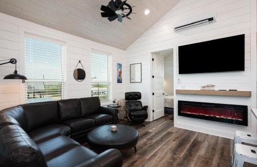 Port Bolivar House | Crabby Beaver home