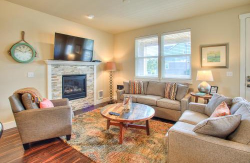 Ocean Shores House | Crabby Daddy & The Blue Mermaid